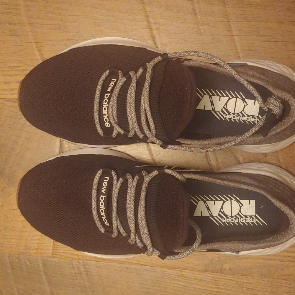 New balance Roav